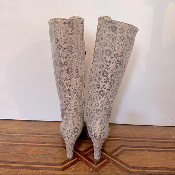 Anna Sui x Emma Hope Ivy Tapestry Lace-Up Boot - Picture 14 of 16